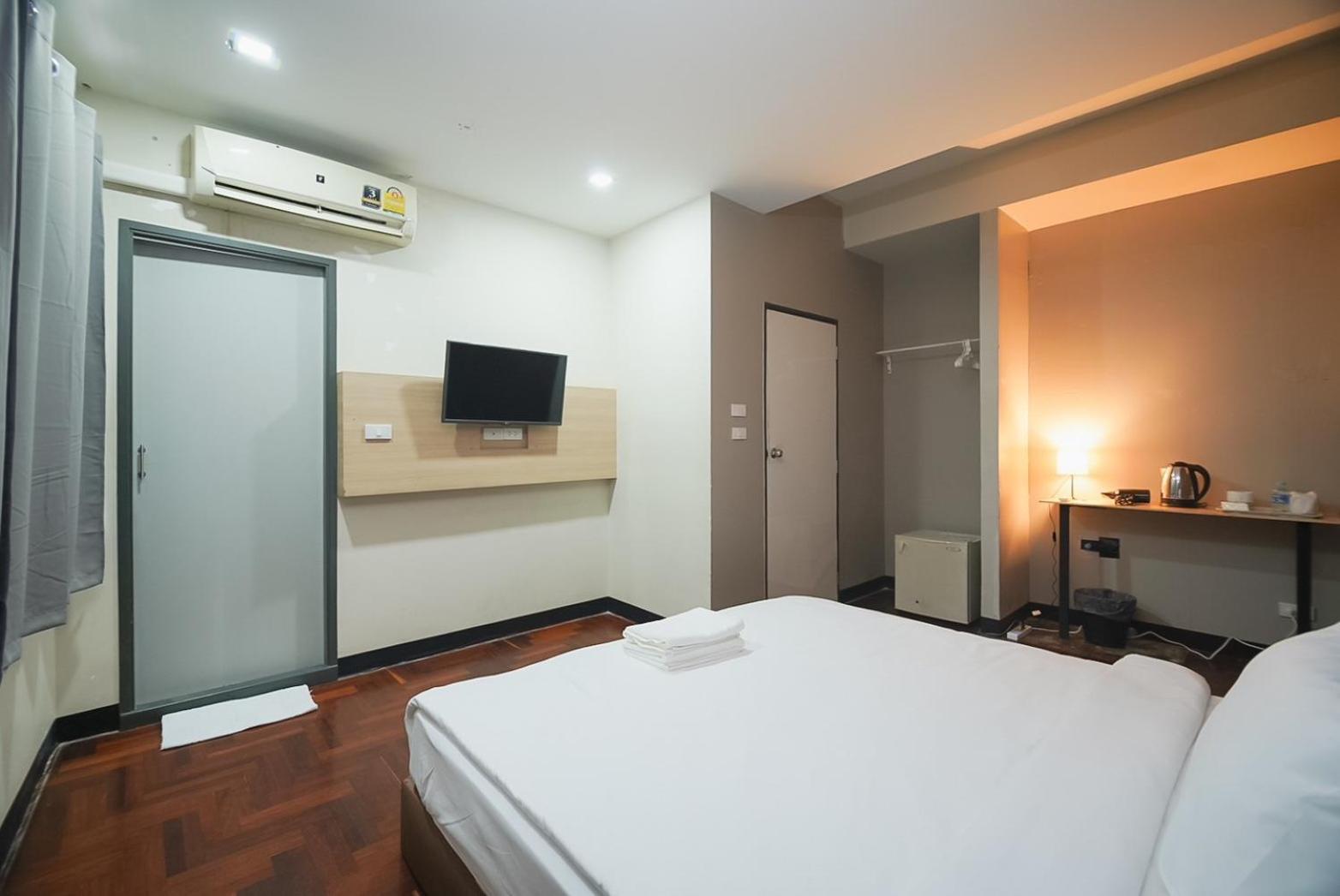 Z โกอินน์ สีลม - สถานีรถไฟฟ้าเซนต์หลุยส์ Go Inn Silom Bangkok Ngoại thất bức ảnh